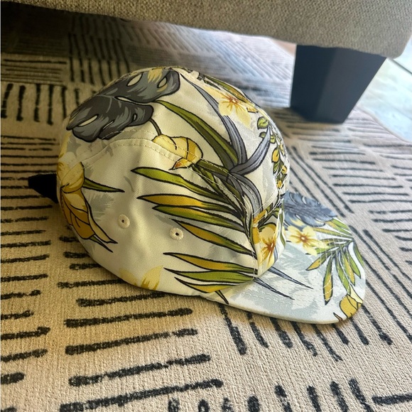 Stussy Floral Pattern 5 Panel Hat - Picture 3 of 6